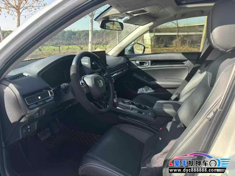 24年本田思域轿车抵押车出售