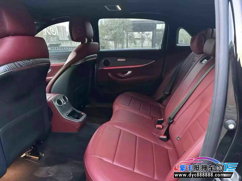 22年奔驰E轿车抵押车出售