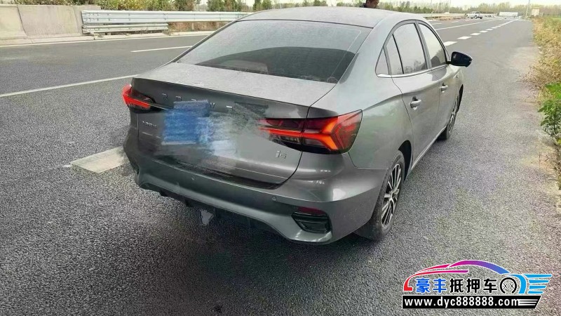 22年荣威i5轿车抵押车出售