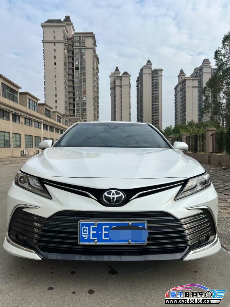 22年丰田凯美瑞轿车抵押车出售