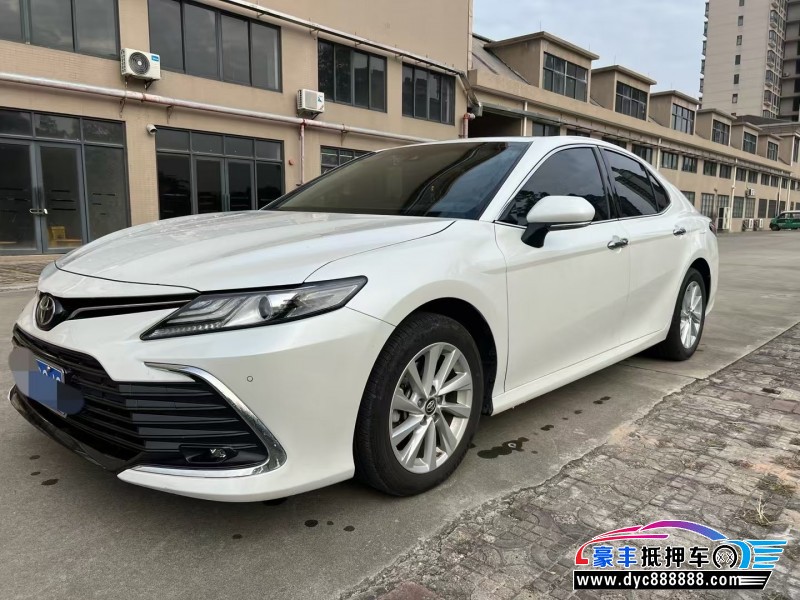 22年丰田凯美瑞轿车抵押车出售