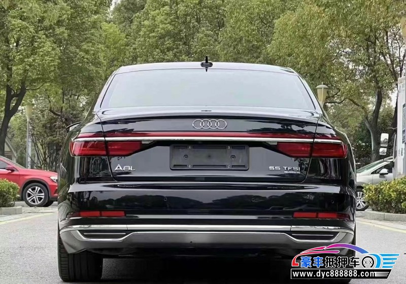 18年奥迪A8L轿车抵押车出售
