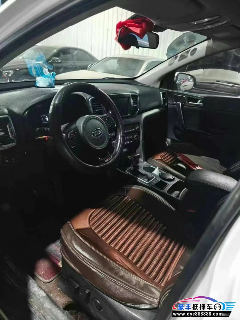 17年起亚KX5轿车抵押车出售