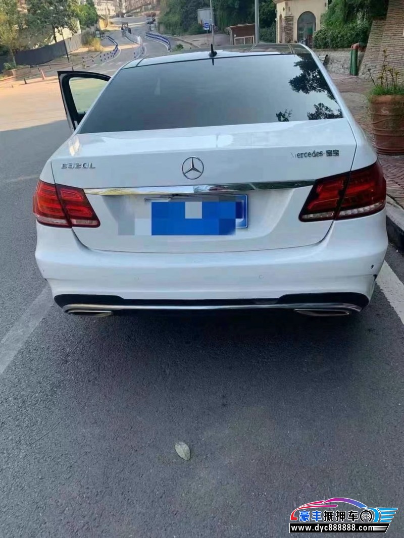 15年奔驰E轿车抵押车出售