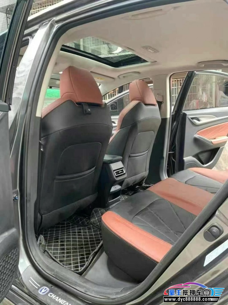 24年长安逸动轿车抵押车出售