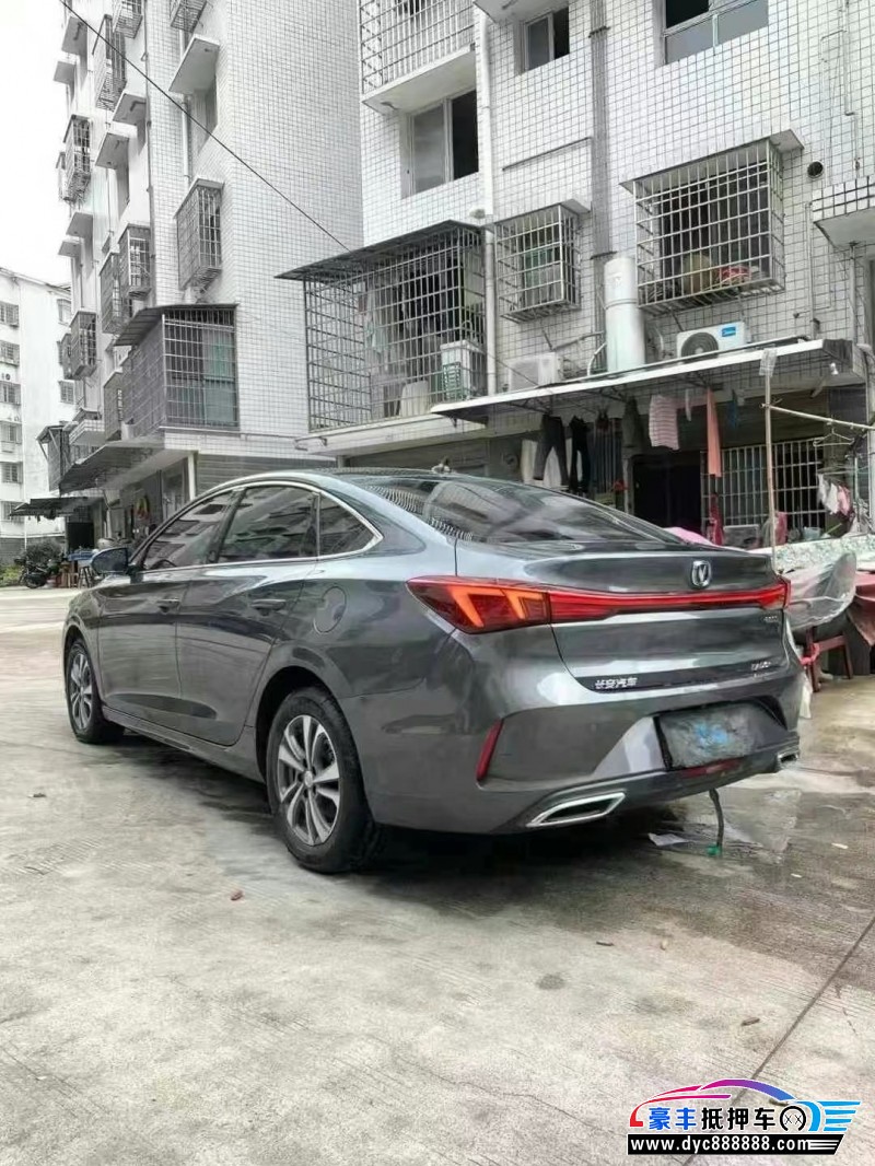 24年长安逸动轿车抵押车出售