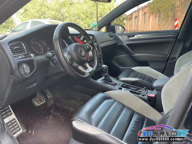 18年大众高尔夫轿车抵押车出售