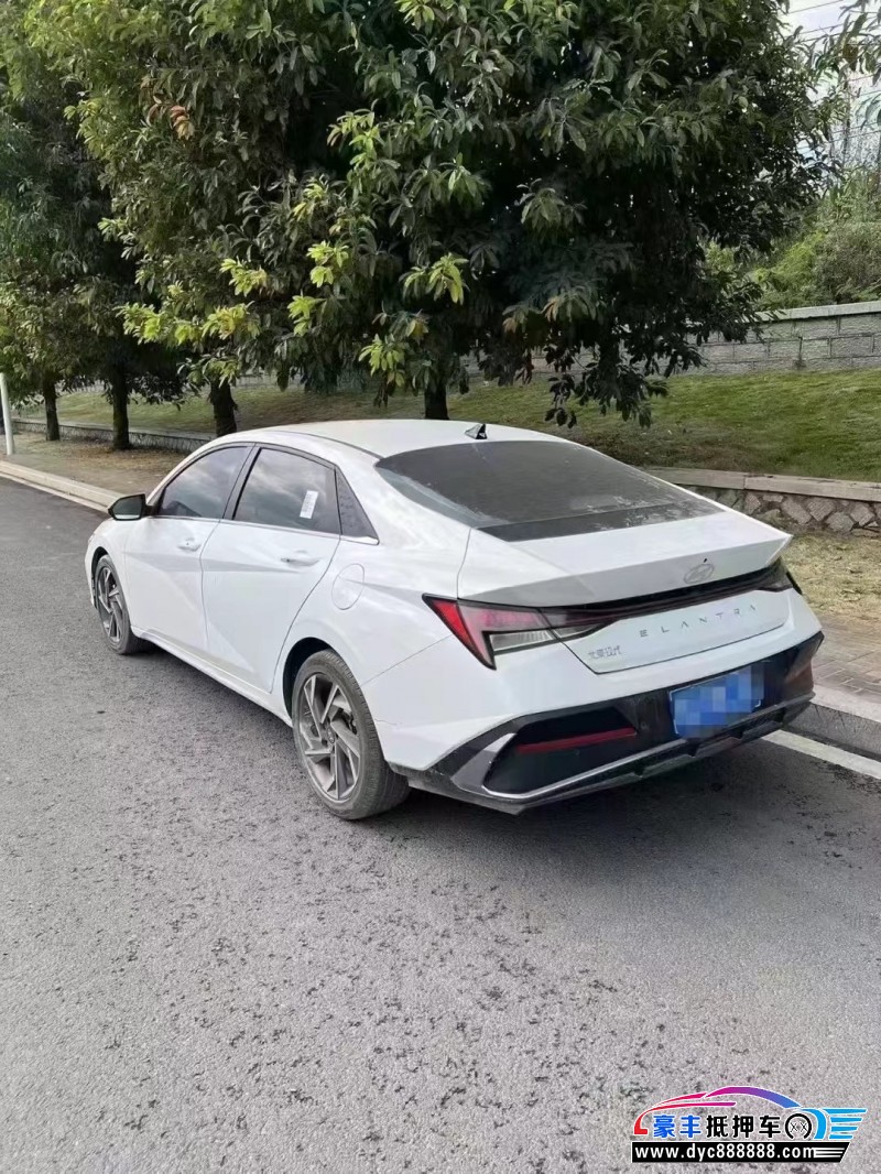 23年现代伊兰特轿车抵押车出售