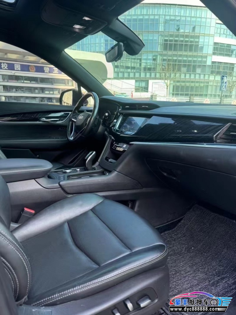 20年凯迪拉克xt6轿车抵押车出售