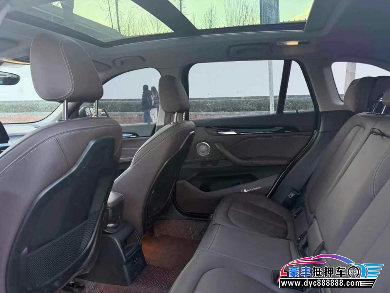 21年宝马X1轿车抵押车出售