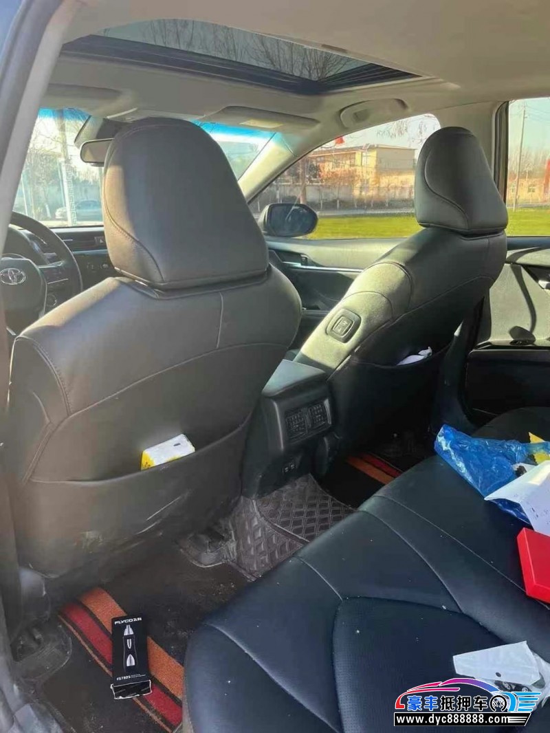 20年丰田凯美瑞轿车抵押车出售