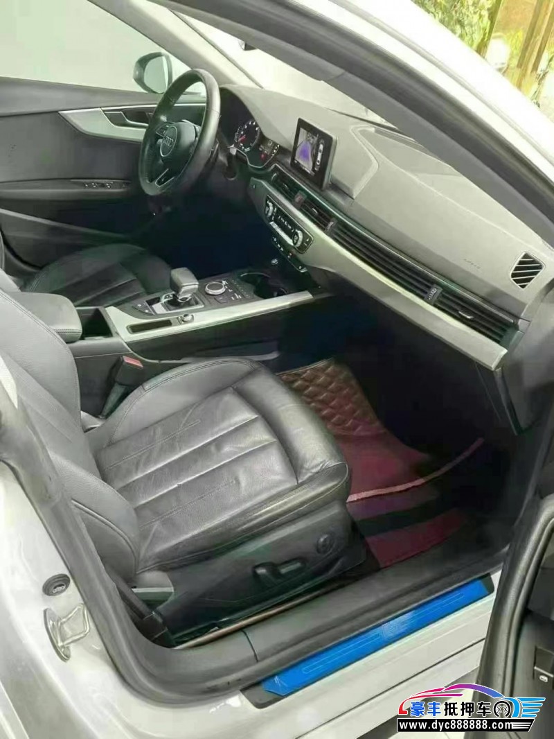 20年奥迪A5轿车抵押车出售