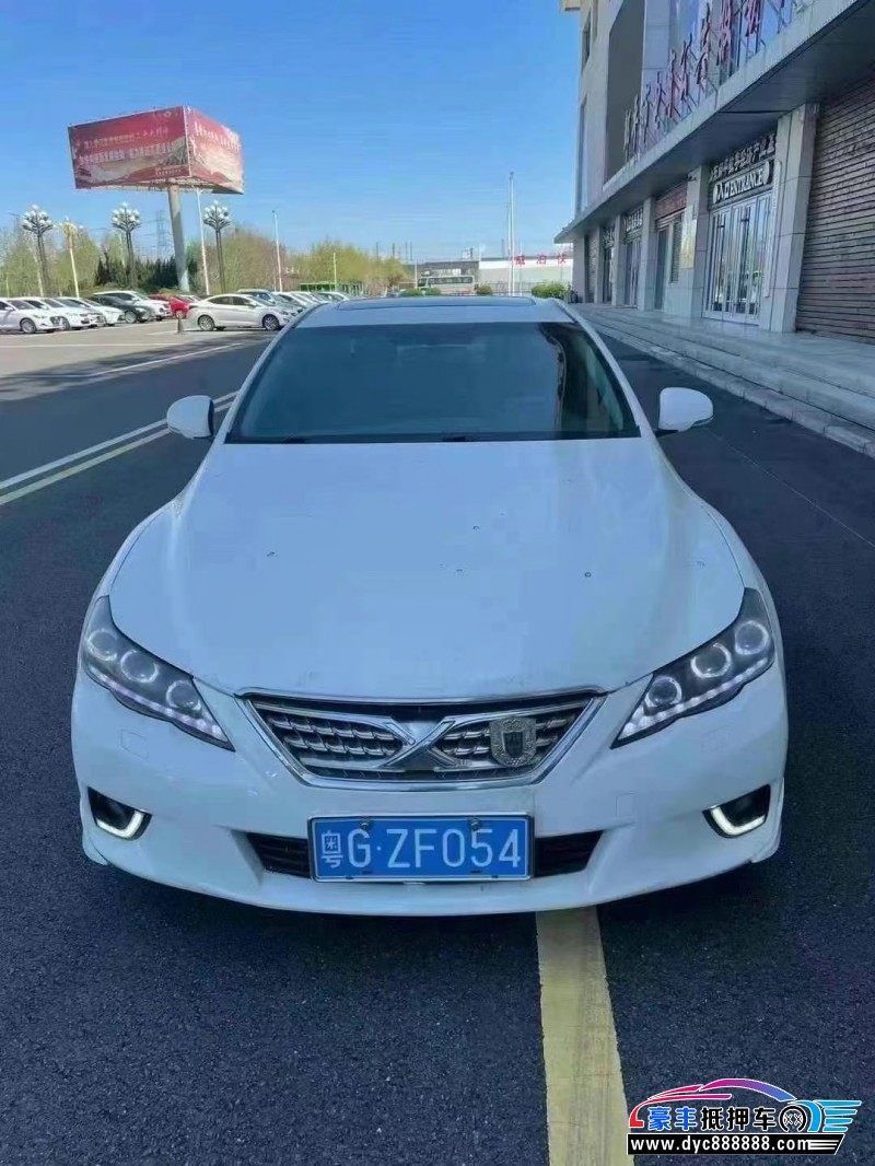 13年丰田锐志轿车抵押车出售
