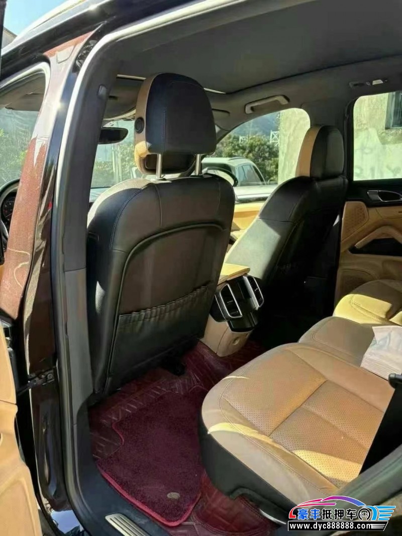 17年保时捷卡宴SUV抵押车出售