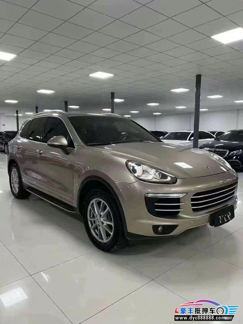 16年保时捷卡宴SUV抵押车出售
