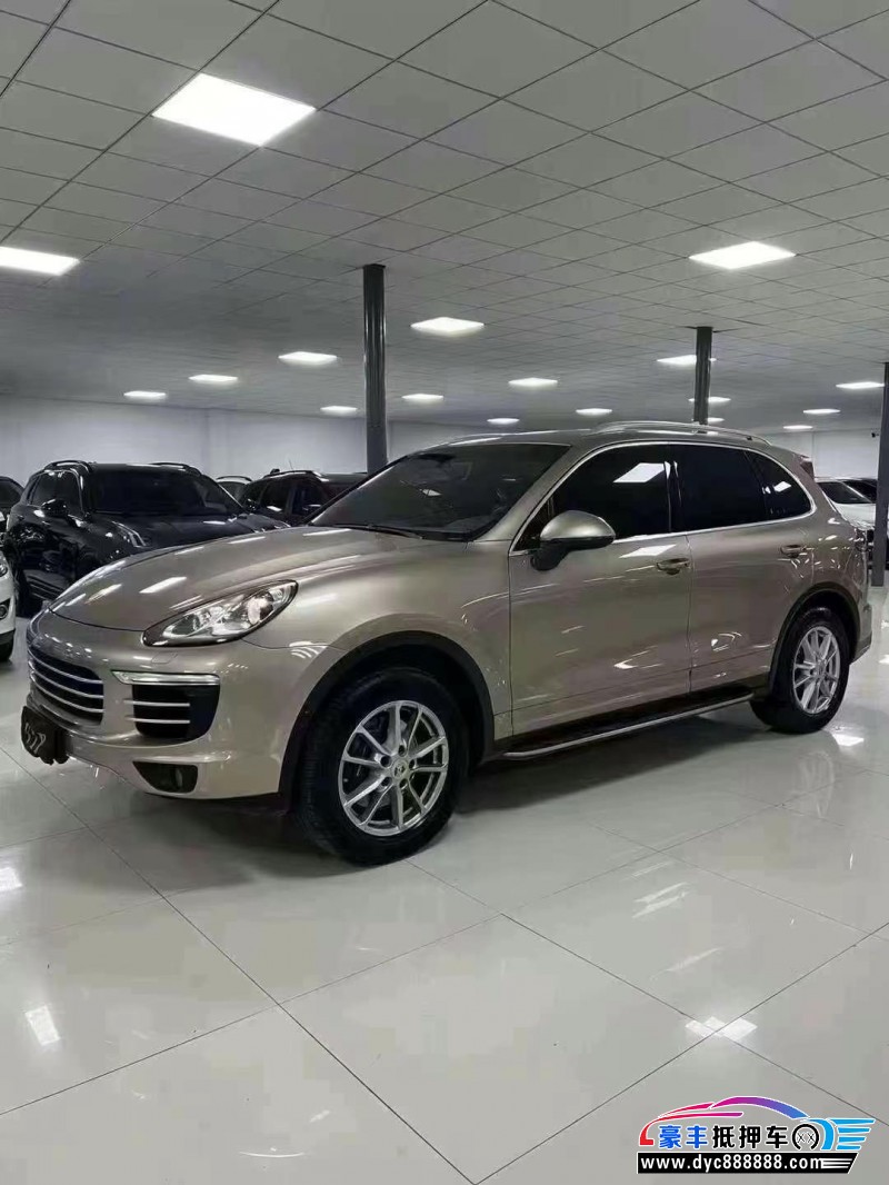 16年保时捷卡宴SUV抵押车出售