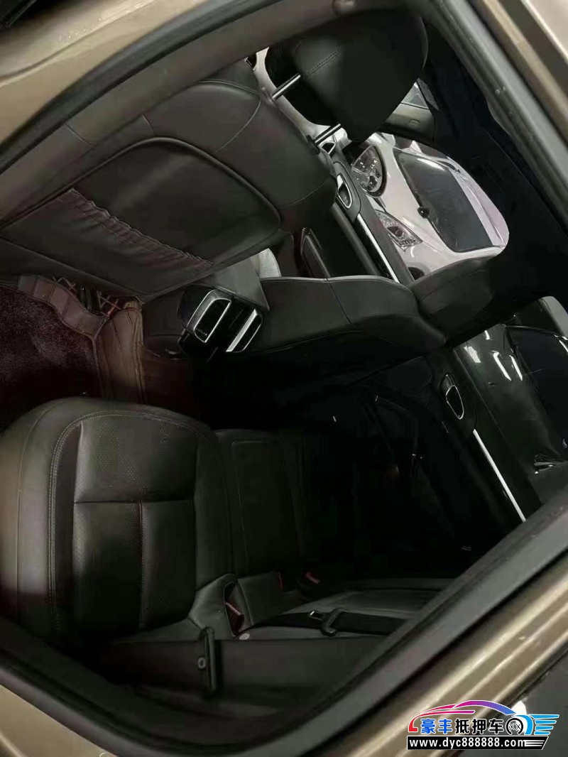 16年保时捷卡宴SUV抵押车出售