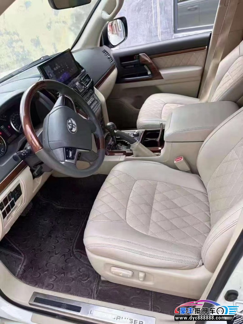 19年丰田兰德酷路泽（陆巡）轿车抵押车出售