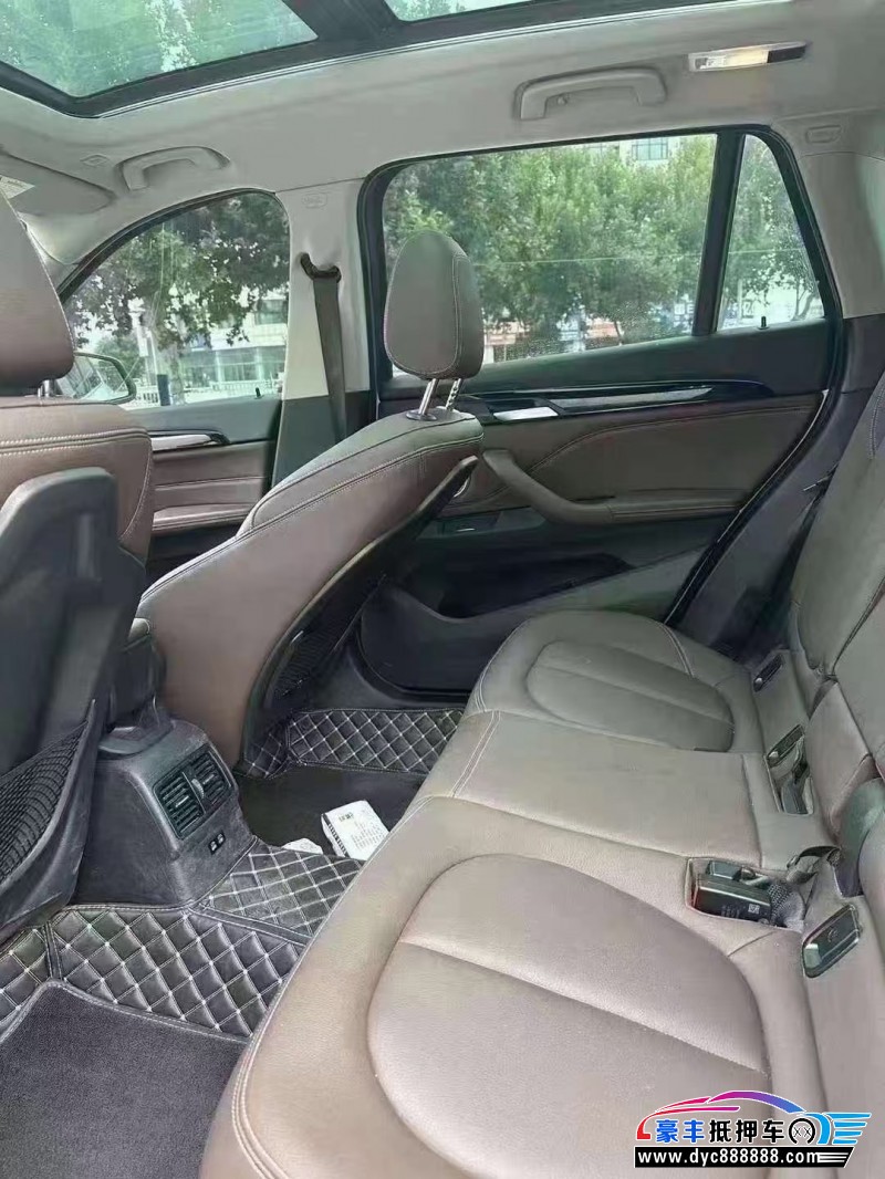 22年宝马X1轿车抵押车出售