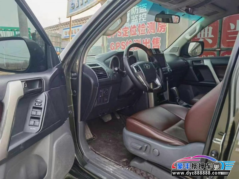 11年丰田普拉多（霸道）轿车抵押车出售
