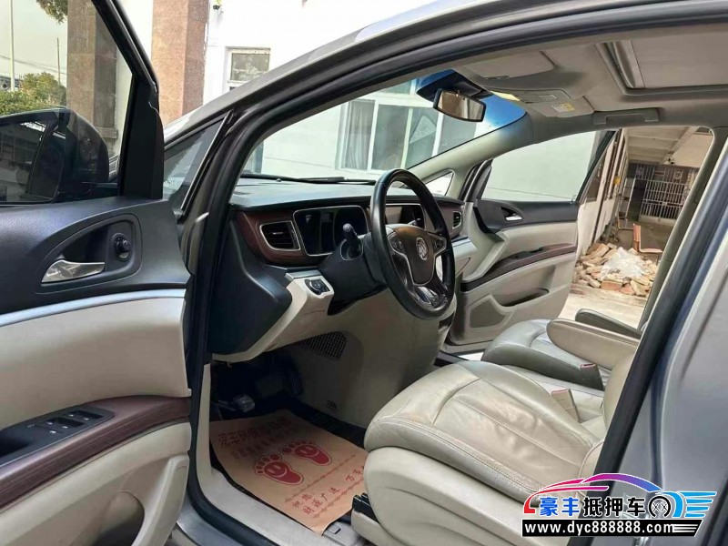 19年别克GL8MPV抵押车出售