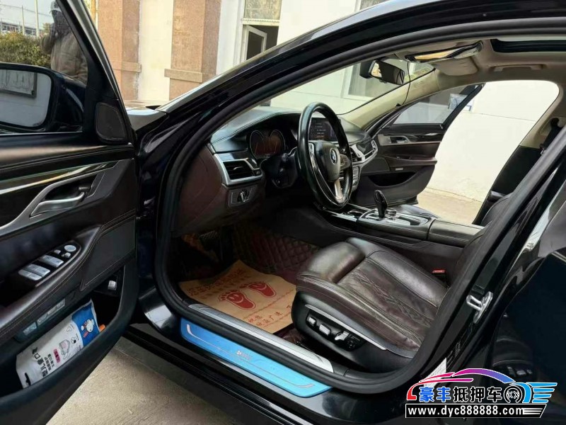 16年宝马7系轿车抵押车出售