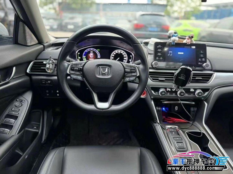 21年本田雅阁轿车抵押车出售