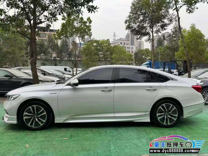 21年本田雅阁轿车抵押车出售