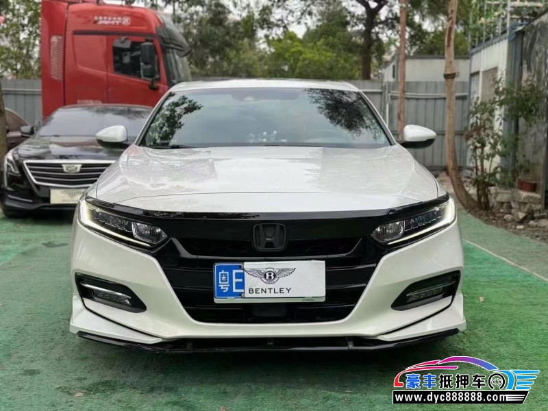 21年本田雅阁轿车抵押车出售