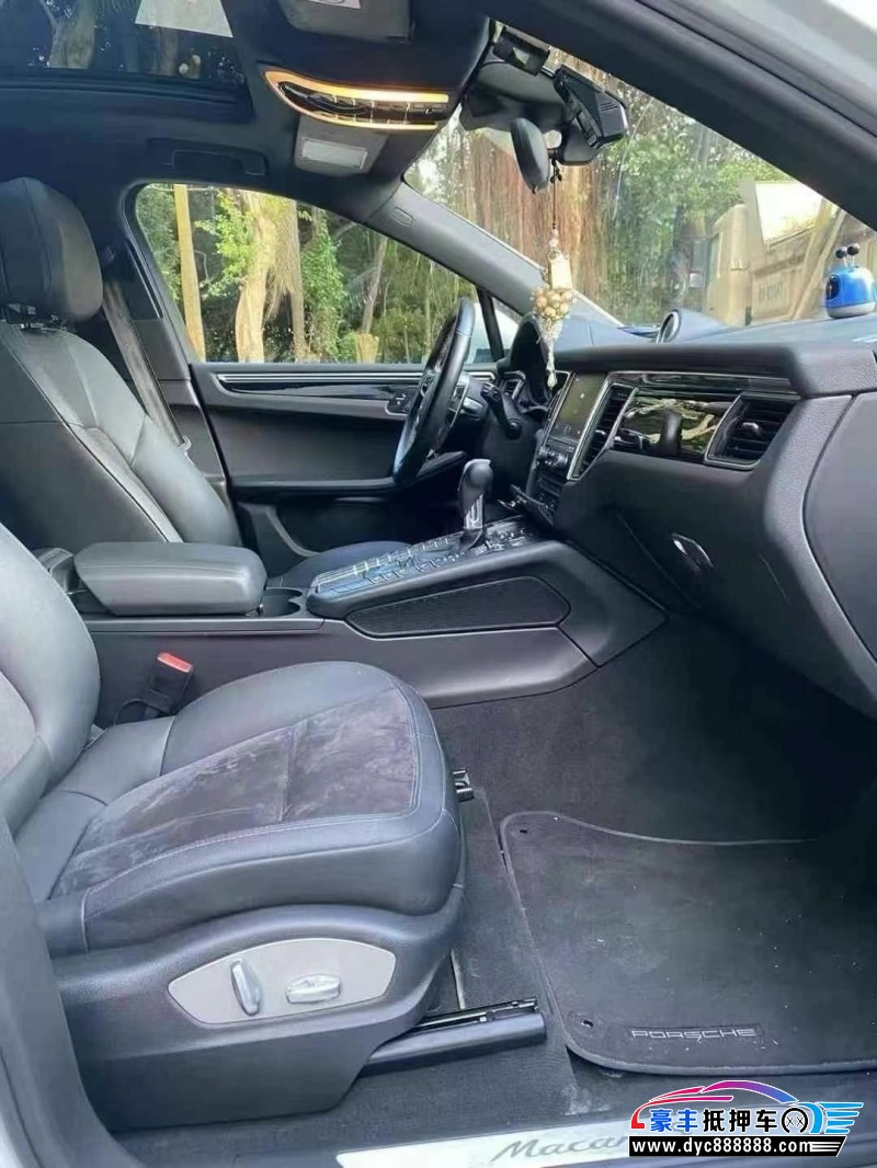 16年保时捷Macan迈凯轿车抵押车出售