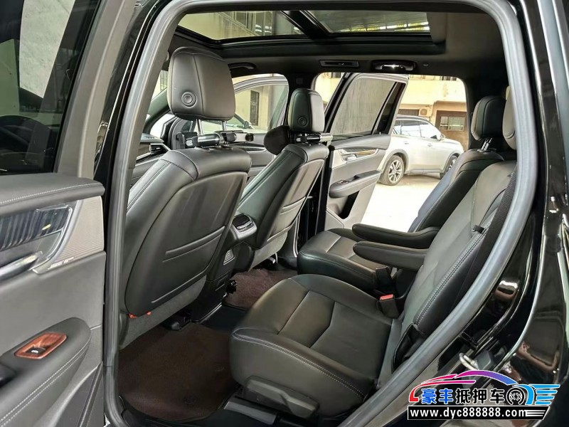 22年凯迪拉克xt6轿车抵押车出售