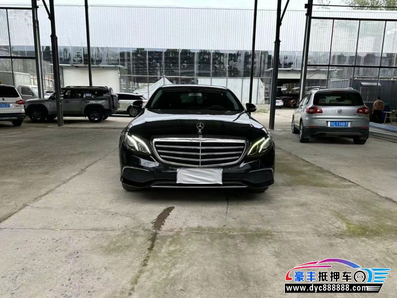 19年奔驰E轿车抵押车出售