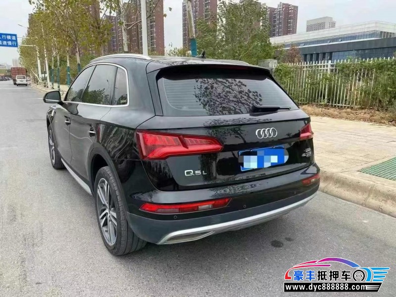 20年奥迪Q5轿车抵押车出售