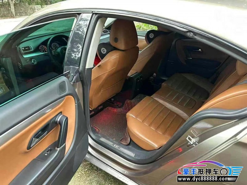 15年大众CC轿车抵押车出售