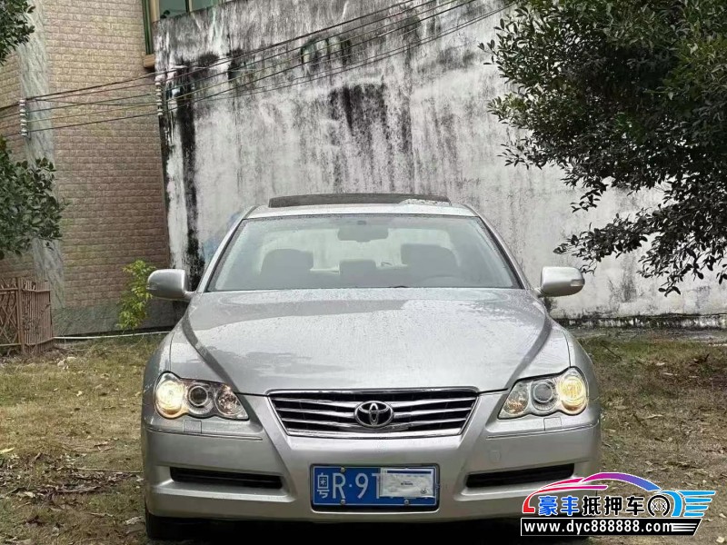 10年丰田锐志轿车抵押车出售