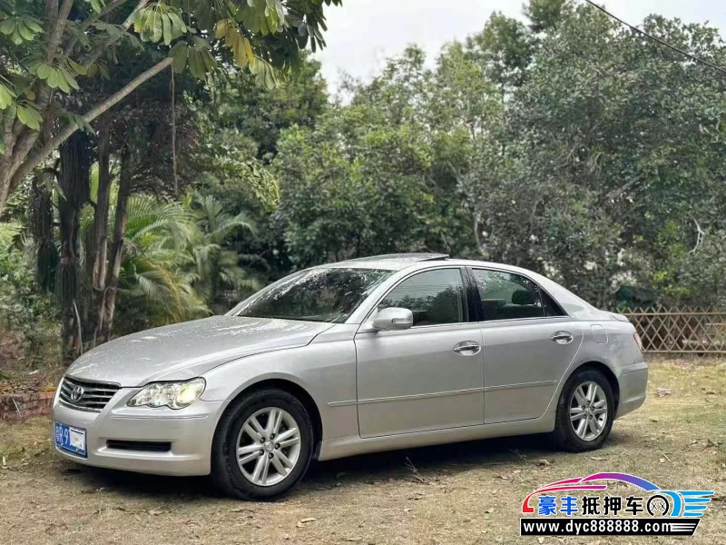 10年丰田锐志轿车抵押车出售