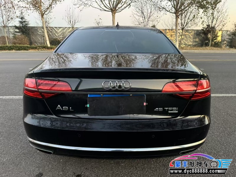 17年奥迪A8L轿车抵押车出售