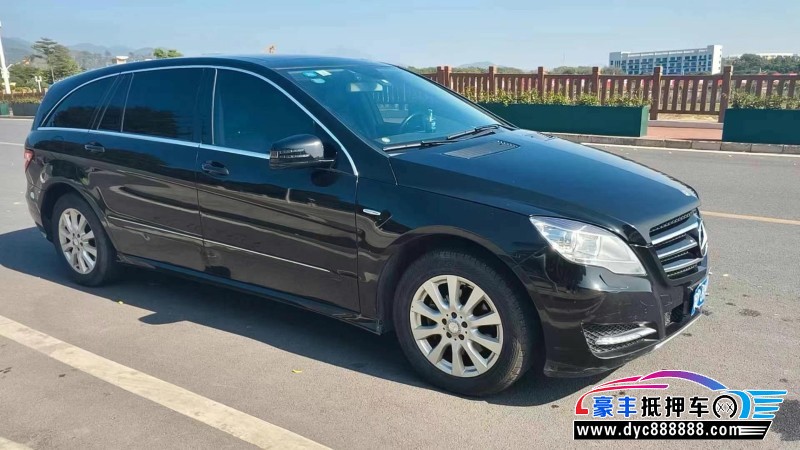 18年奔驰R轿车抵押车出售