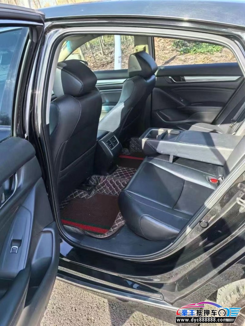 21年本田雅阁轿车抵押车出售