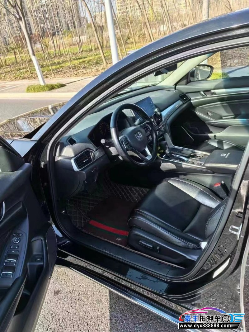 21年本田雅阁轿车抵押车出售