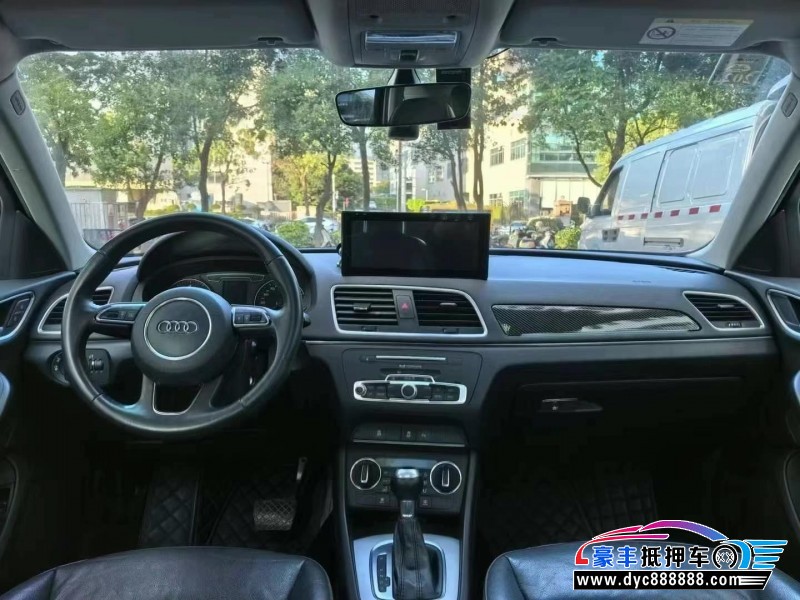 18年奥迪Q3轿车抵押车出售