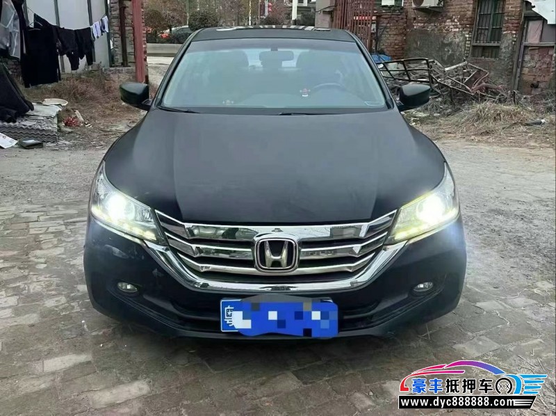 14年本田雅阁轿车抵押车出售