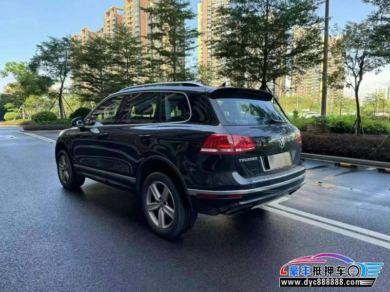 19年大众途锐轿车抵押车出售