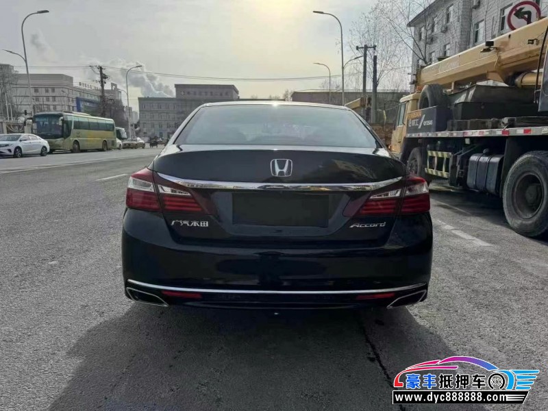 16年本田雅阁轿车抵押车出售