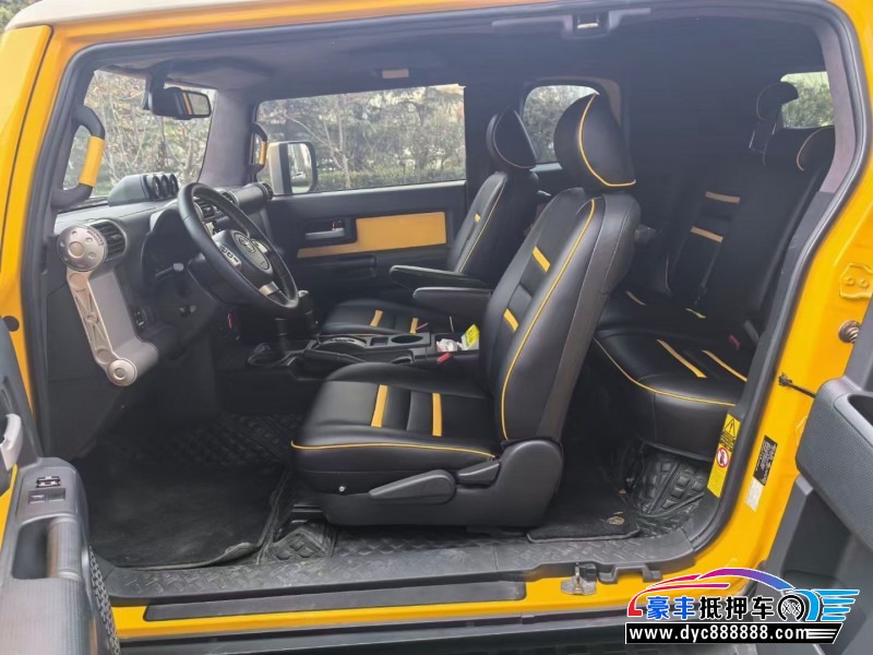 18年丰田FJ 酷路泽轿车抵押车出售