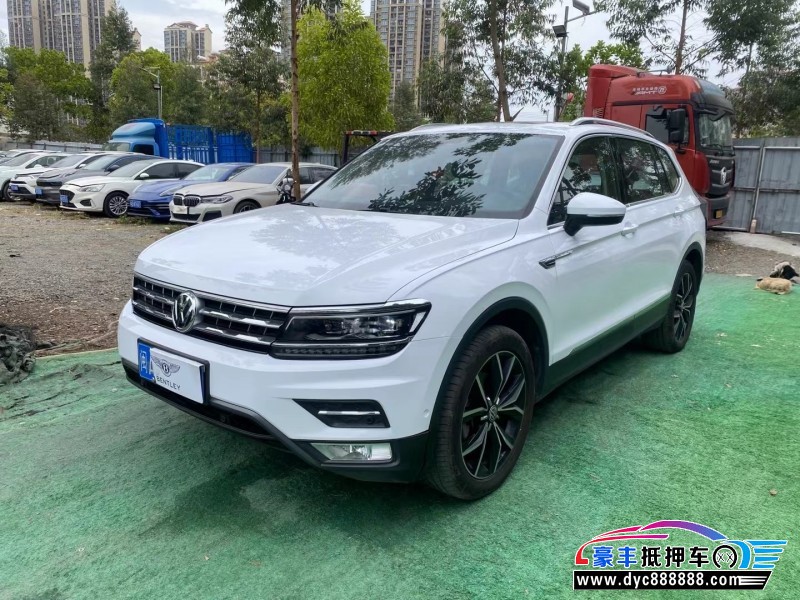 17年大众途观L轿车抵押车出售