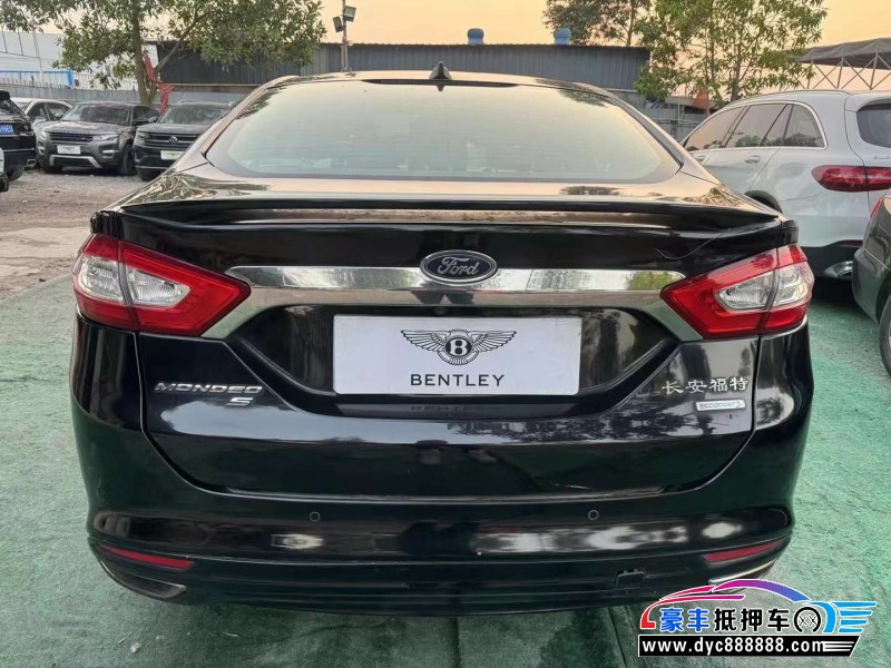 13年福特蒙迪欧轿车抵押车出售