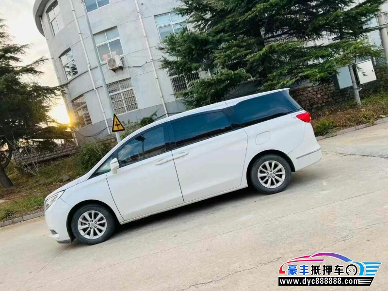 17年别克GL8轿车抵押车出售