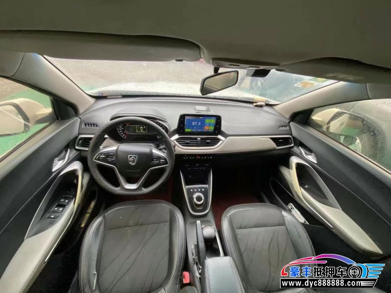 18年宝骏510轿车抵押车出售