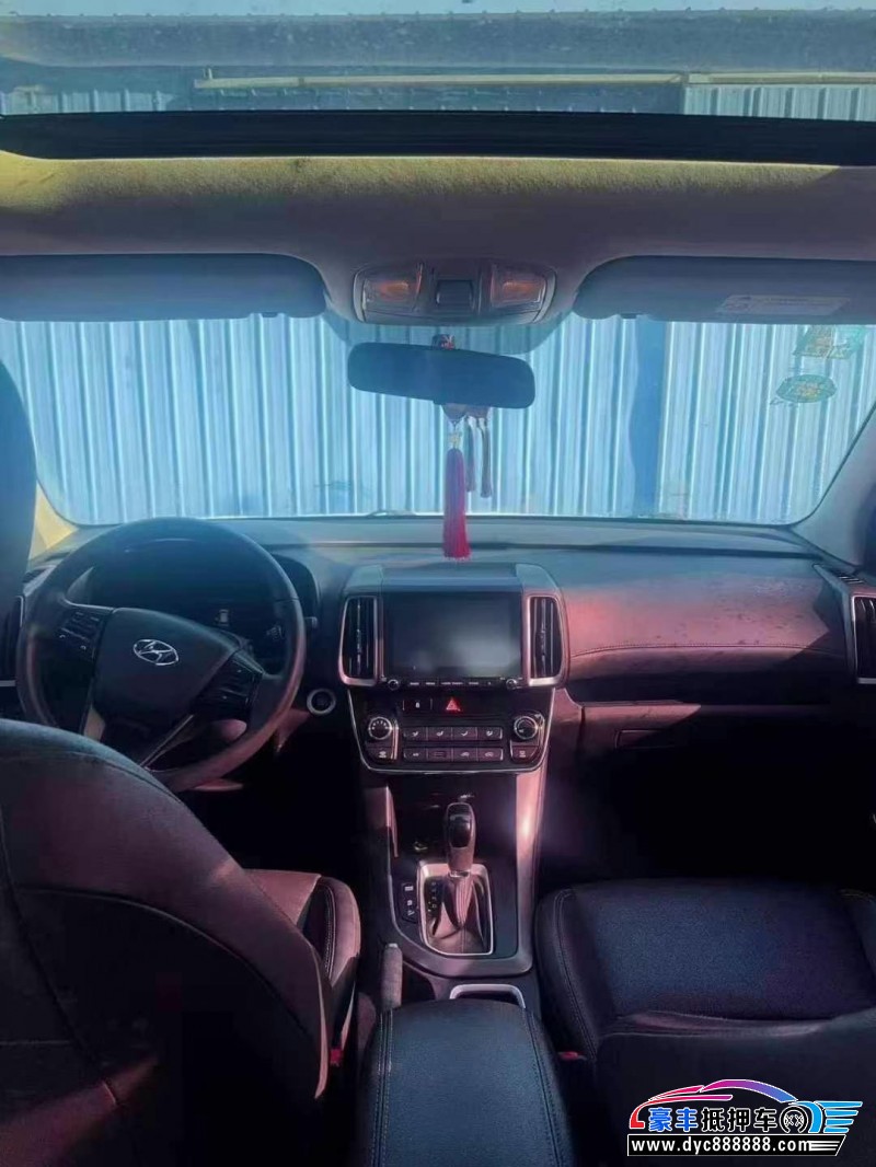 20年现代ix35轿车抵押车出售